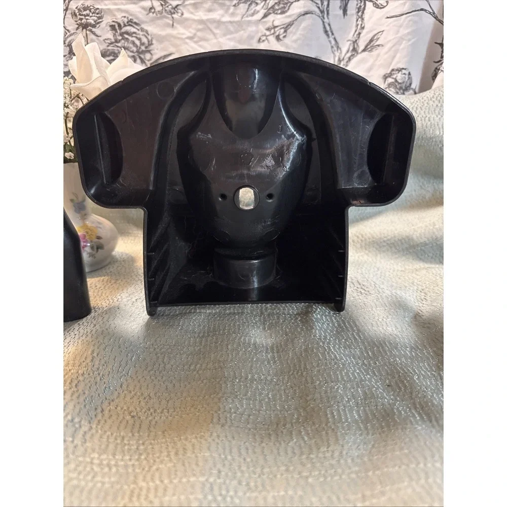 Shark Cordless Pet Perfect II Charging Base And Crevice Tool Attachment